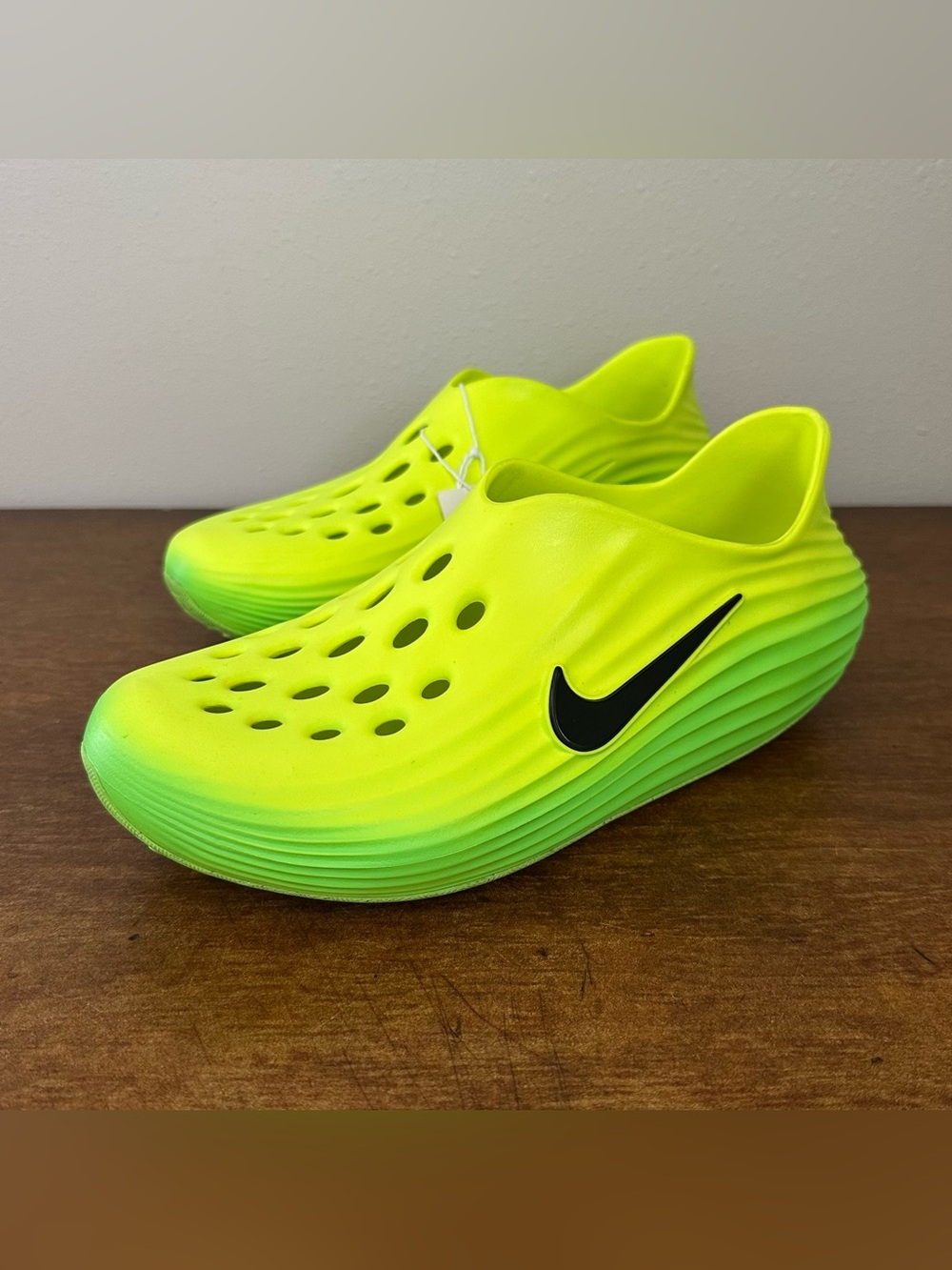 Nike ReactX Rejuven8 Green Strike Black Volt HV5060-300 Men’s Size 11